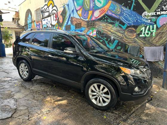 KIA SORENTO 2.4 16V GASOLINA EX AUTOMÁTICO KIA SORENTO 2.4 16V GASOLINA EX AUTOMÁTICO
